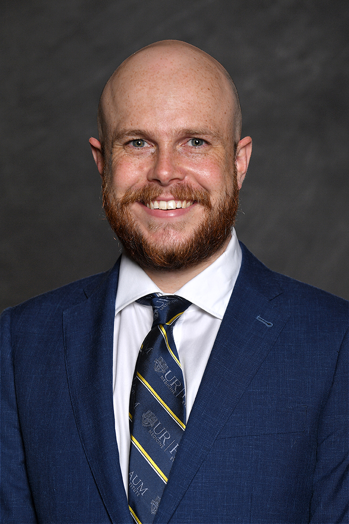 Greg Sanda Headshot