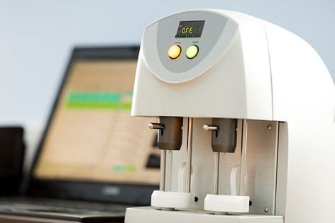 Thromboelastography device