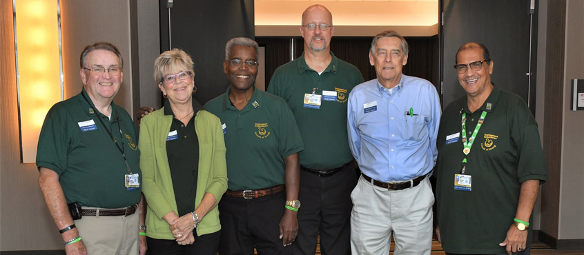 Friends of Strong Transplant volunteers gather before the awards luncheon.